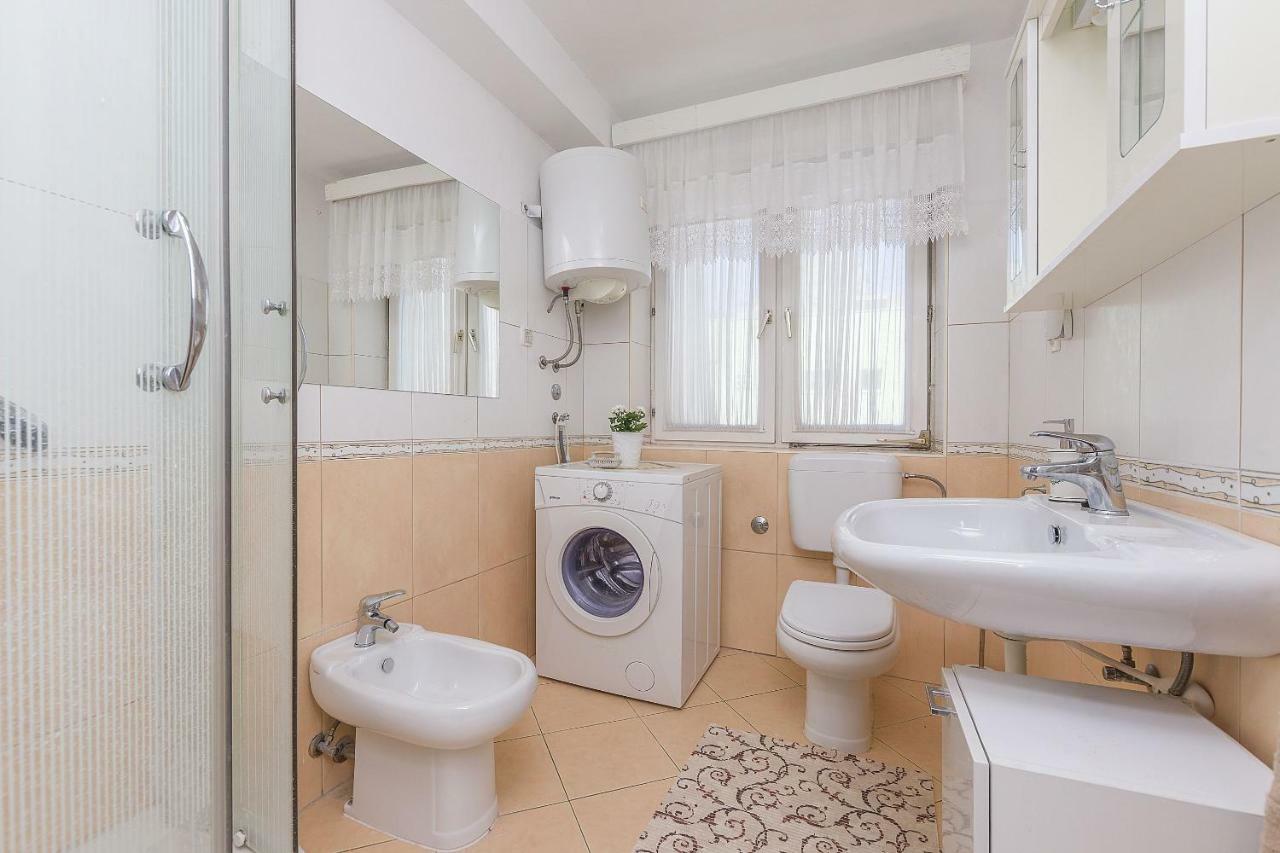 Apartment Nansy โอมิช ห้อง รูปภาพ